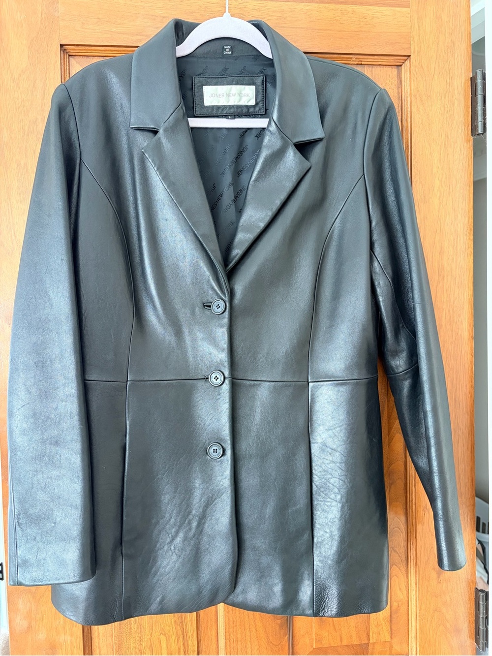 Jones New York Black Leather Three-Button Blazer